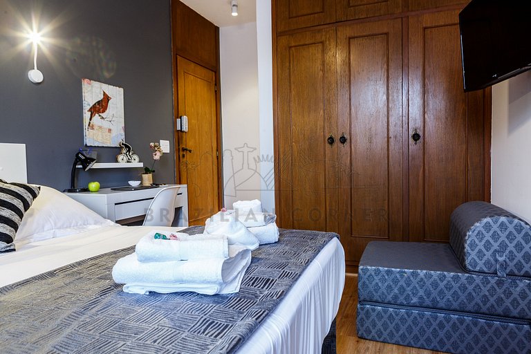 Ensuite at Sunset Square - Grey