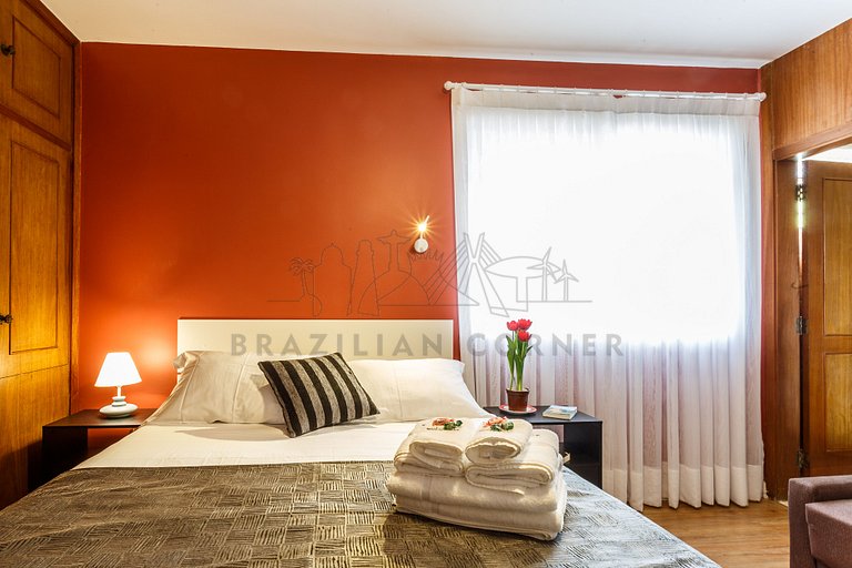 Suite Aconchegante na Praça do Por do Sol (Vermelho)