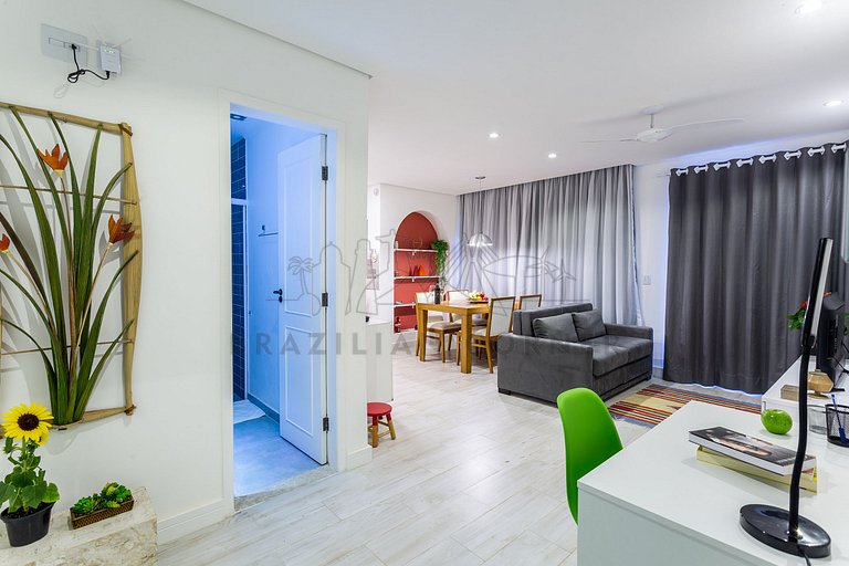 Apartamento com quintal na Praça do Pôr do Sol