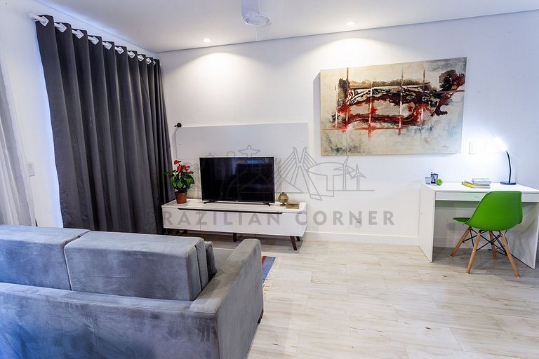 Apartamento com quintal na Praça do Pôr do Sol