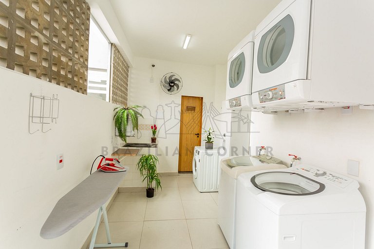 Apartamento com quintal na Praça Pôr do Sol