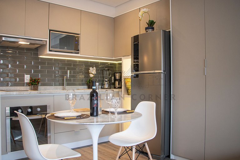 Studio close to Metro, with pool at Bela Vista