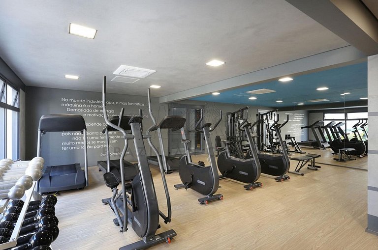 Studio close to Metro, with pool at Bela Vista