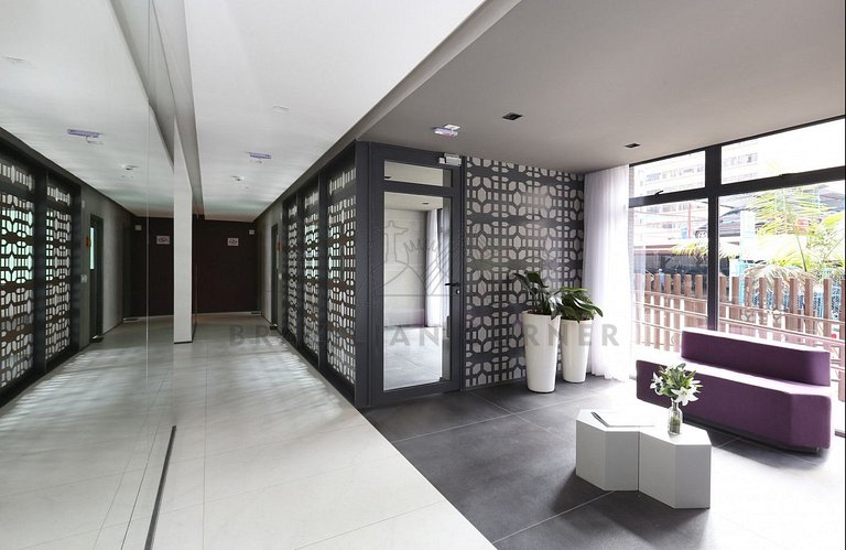 Studio close to Metro, with pool at Bela Vista
