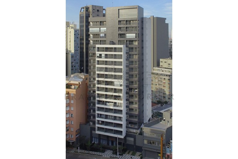 Studio close to Metro, with pool at Bela Vista