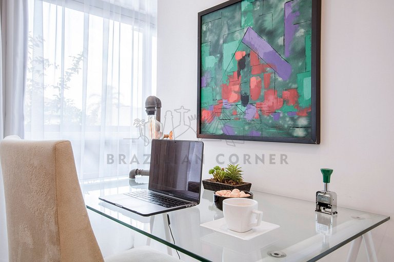 Loft Amplo com AC e Vaga em Alto de Pinheiros