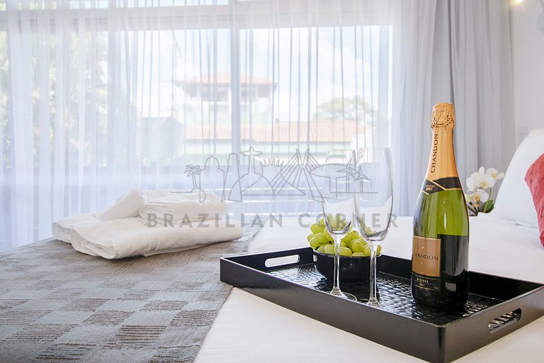 Loft Amplo com AC e Vaga em Alto de Pinheiros
