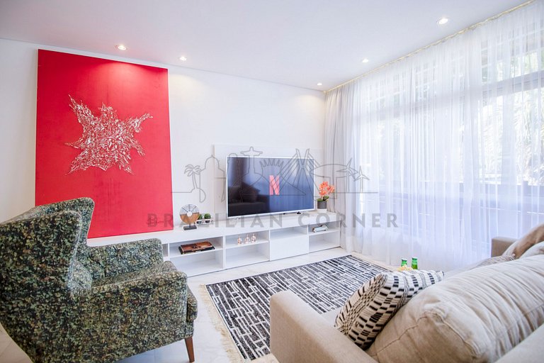 Loft Amplo com AC e Vaga em Alto de Pinheiros