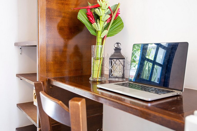 Studio Charmoso estilo Grego ótima localização 23