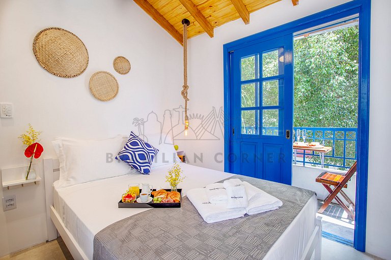 Charming Greek Style Studio great location 24