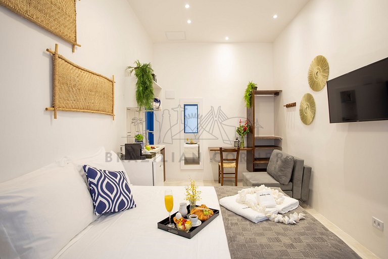 Charming Greek Style Studio great location 01