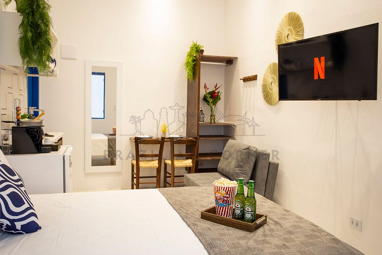 Charming Greek Style Studio great location 01