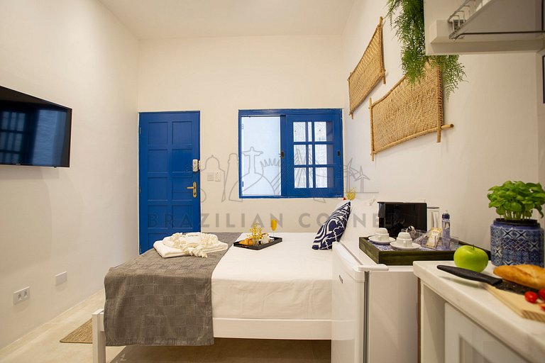 Charming Greek Style Studio great location 01