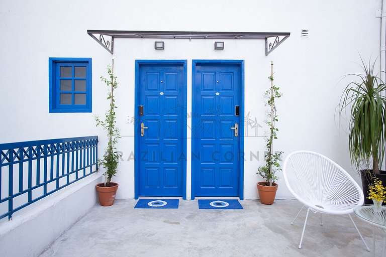 Charming Greek Style Studio great location 01