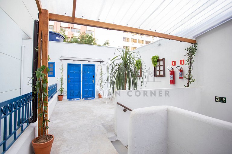 Charming Greek Style Studio great location 13