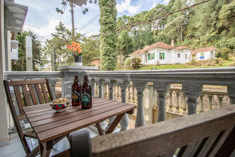 3 Bedrooms | Fireplace | Great Location