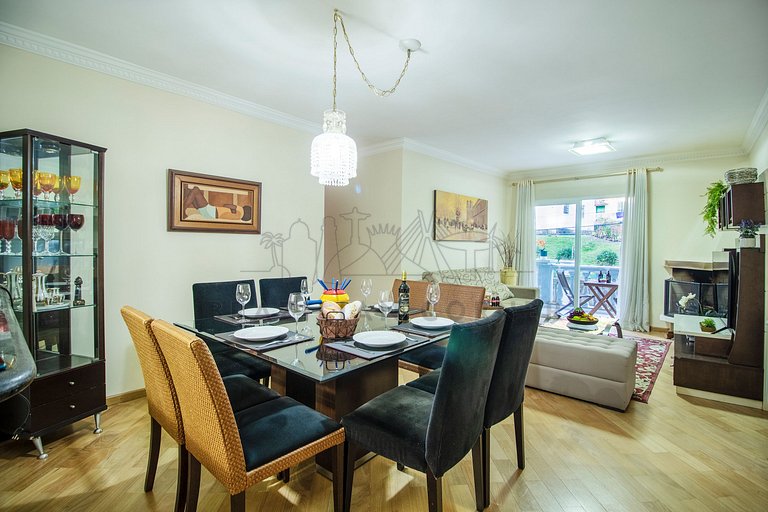 3 Bedrooms | Fireplace | Great Location