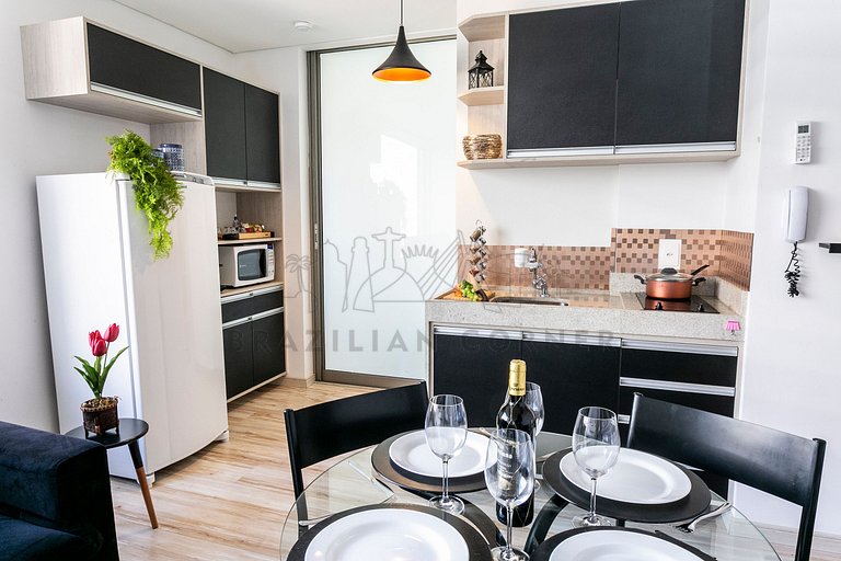 Perfect Location, Cozy, Modern , Pool, Gym