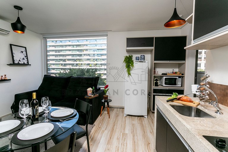 Perfect Location, Cozy, Modern , Pool, Gym