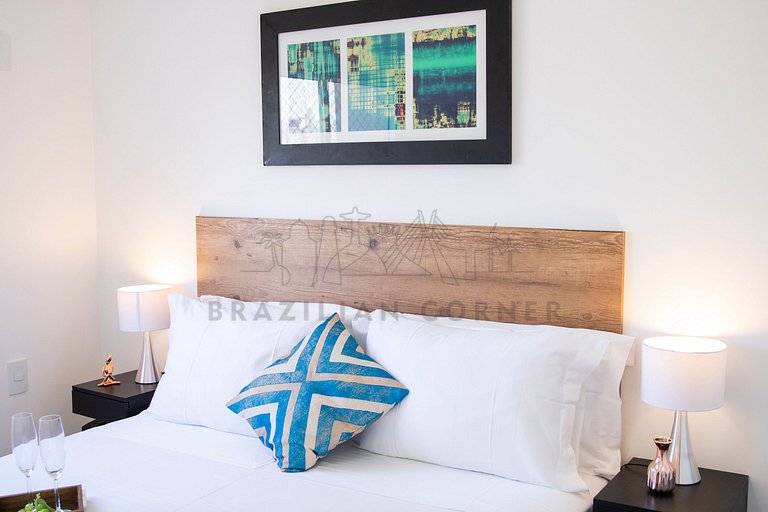 Apartamento em Pinheiros com AC, Piscina, Academia