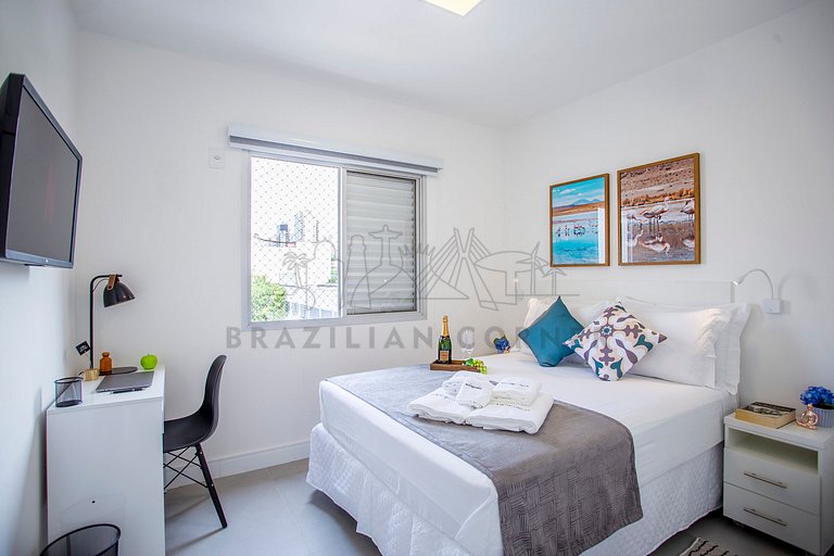 Modern | Ultra-Fast Internet | Swimming Pool | AC