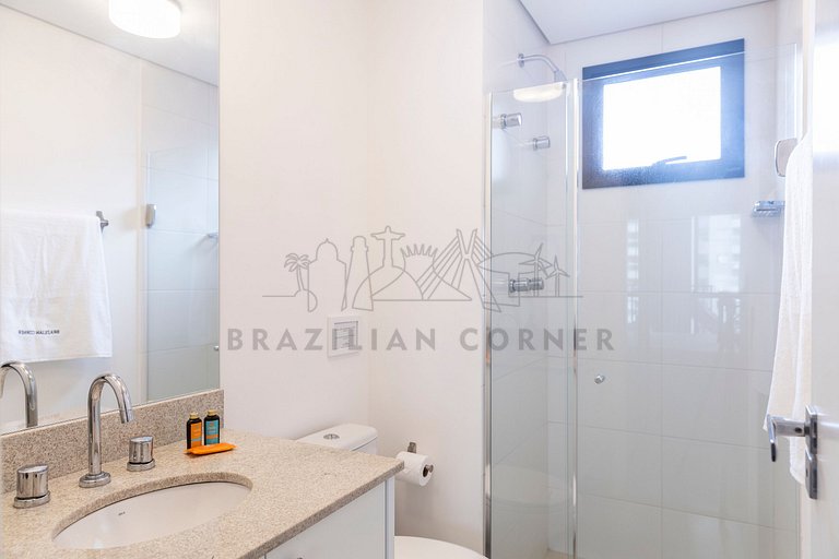 Modern Studio with AC, Pool, Internet and Sauna