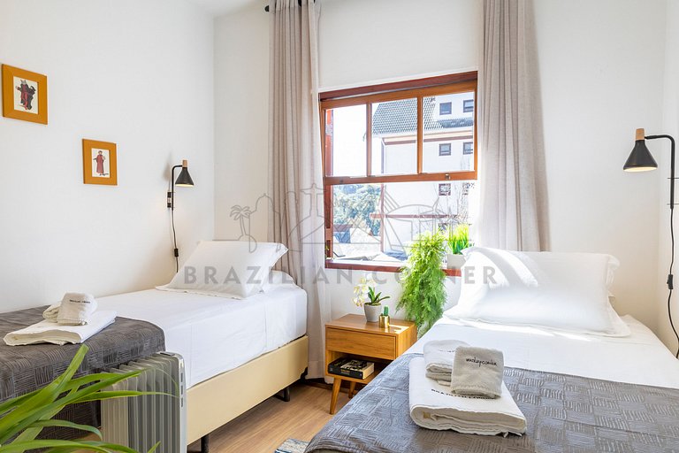 Apartamento com 3 Quartos no Capivari com Lareira