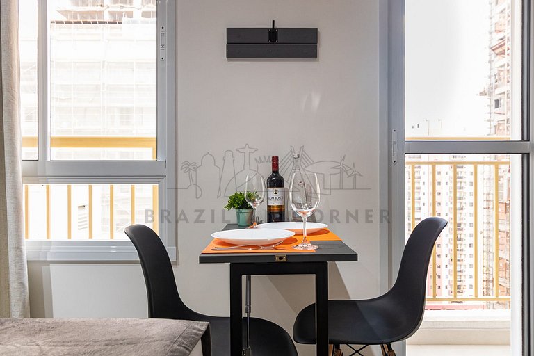 Modern Studio in Pinheiros with AC and Rooftop