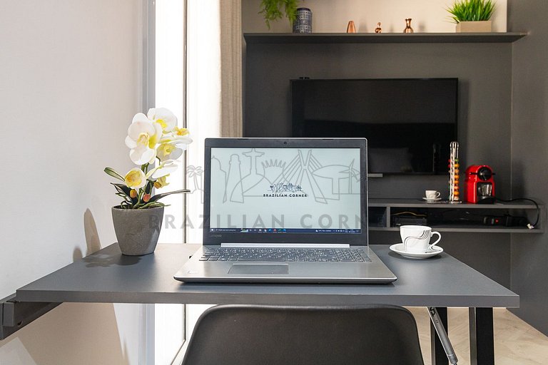 Modern Studio in Pinheiros with AC and Rooftop