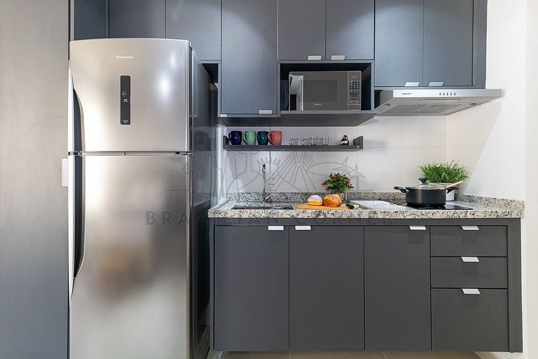 Modern Studio in Pinheiros with AC and Rooftop