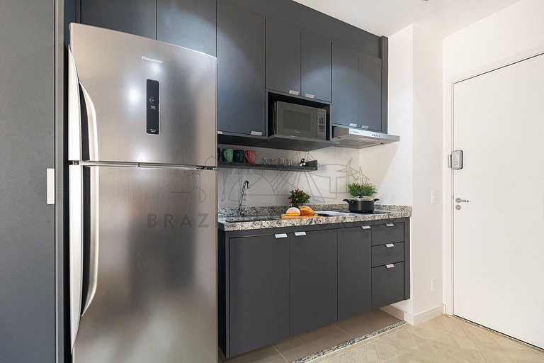 Modern Studio in Pinheiros with AC and Rooftop