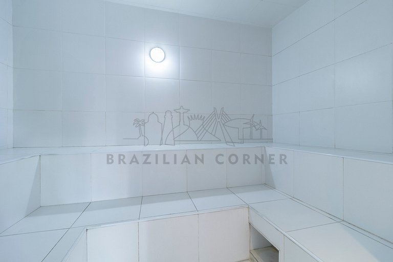 Three Bedrooms in Pinheiros with Pool and Gym