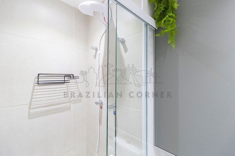 Modern, Subway, Vila Mariana |Brazilian Corner