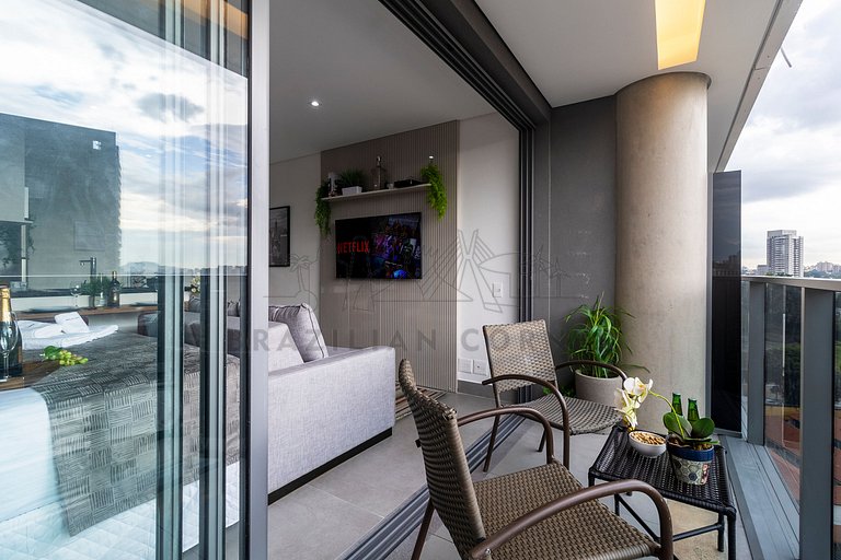 Incredible View | Pool | Gym | AC | Jockey Club