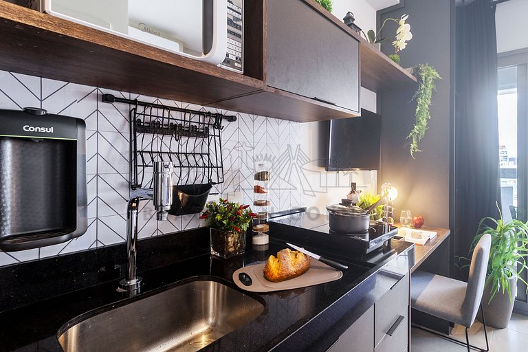 Modern studio in Pinheiros with AC, Pool and Gym