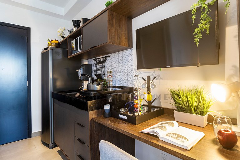 Modern studio in Pinheiros with AC, Pool and Gym