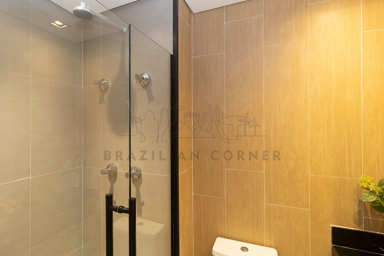Próximo ao Metrô , piscina | Brazilian Corner