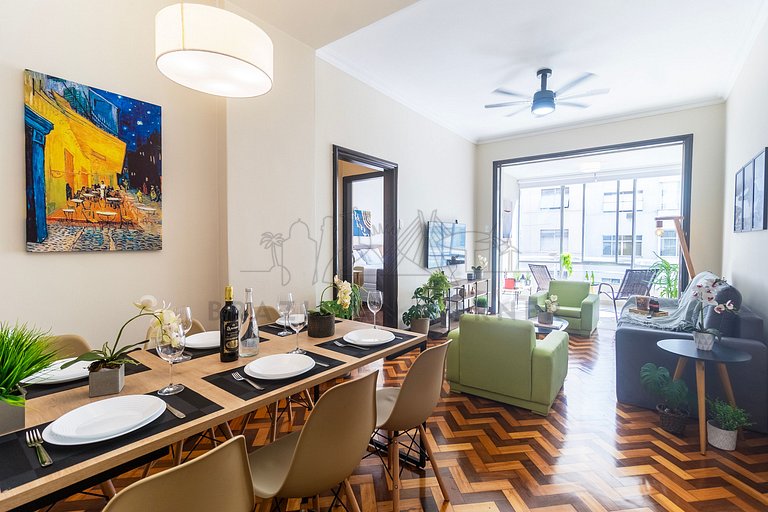 3 Bedrooms 100m from the Beach, AC, 24/7 Doorman