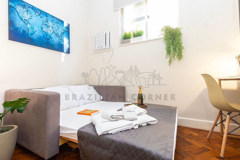 3 Bedrooms 100m from the Beach, AC, 24/7 Doorman