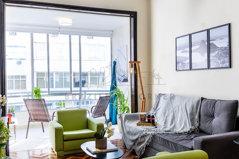 3 Bedrooms 100m from the Beach, AC, 24/7 Doorman