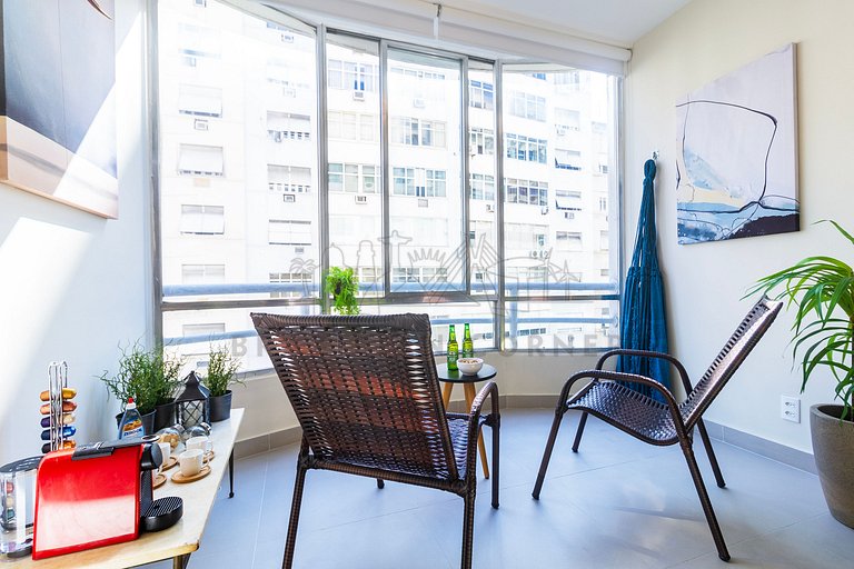 3 Bedrooms 100m from the Beach, AC, 24/7 Doorman