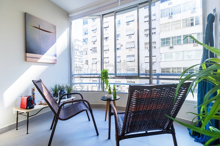 3 Bedrooms 100m from the Beach, AC, 24/7 Doorman