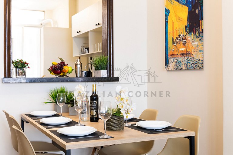 3 Bedrooms 100m from the Beach, AC, 24/7 Doorman