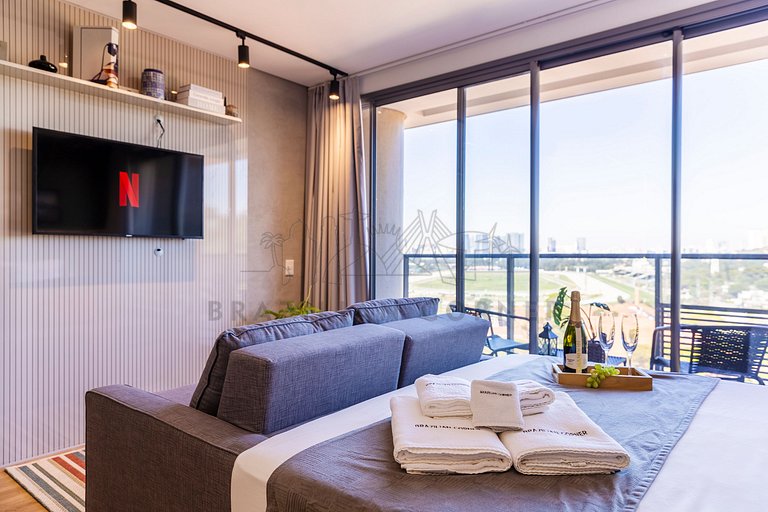 Incredible view , parking, AC, Pool | Brazilian Corner