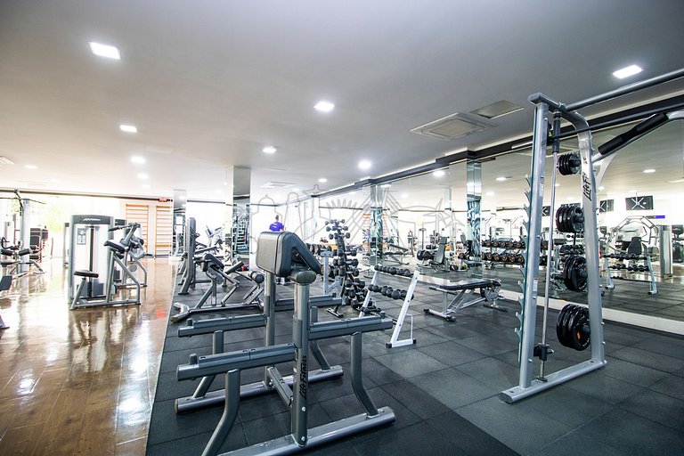 Apartamento em Pinheiros com AC, Piscina, Academia