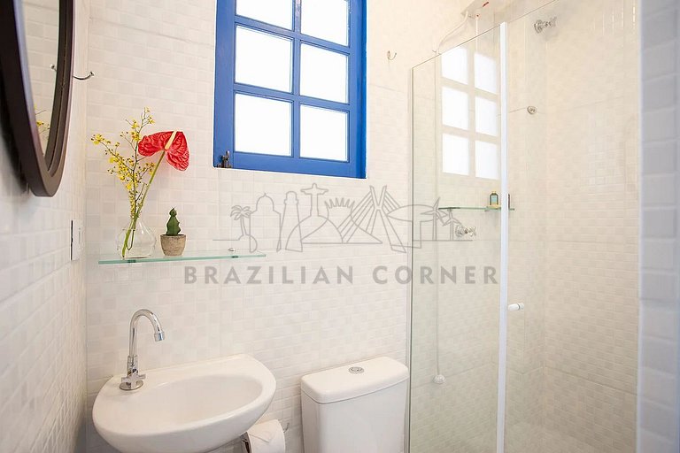 Studio Charmoso estilo Grego ótima localização 24