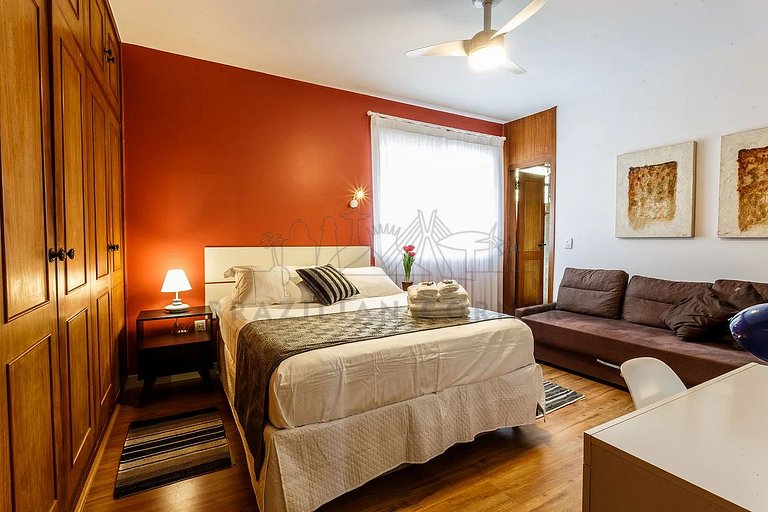 Suite Aconchegante na Praça do Por do Sol (Vermelho)