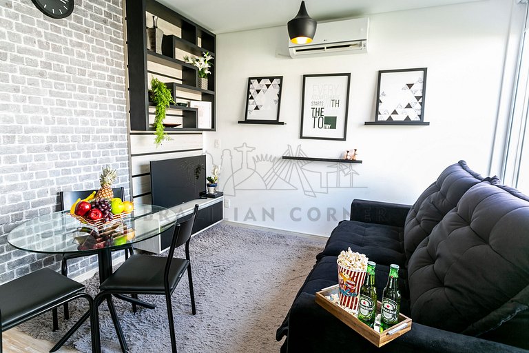 Perfect Location, Pool, Gym | Brazilian Corner