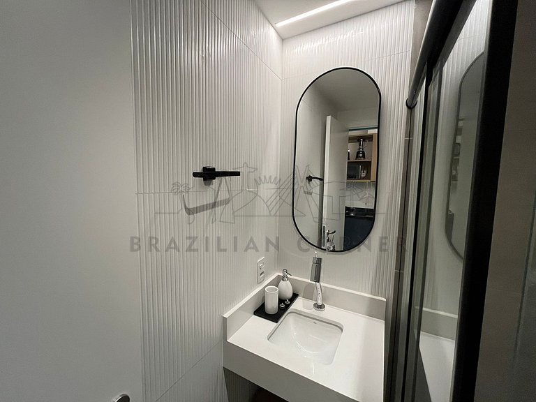 Studio with AC, Gym and Balcony in Bela Vista