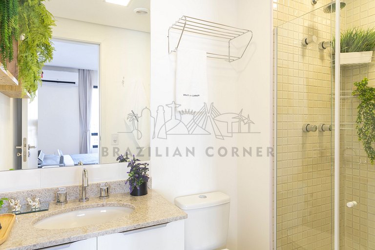 Piscina, AC, Pinheiros, Internet| Brazilian Corner